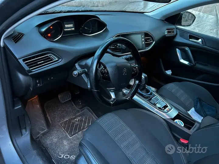 Peugeot 308 2017 photo 4