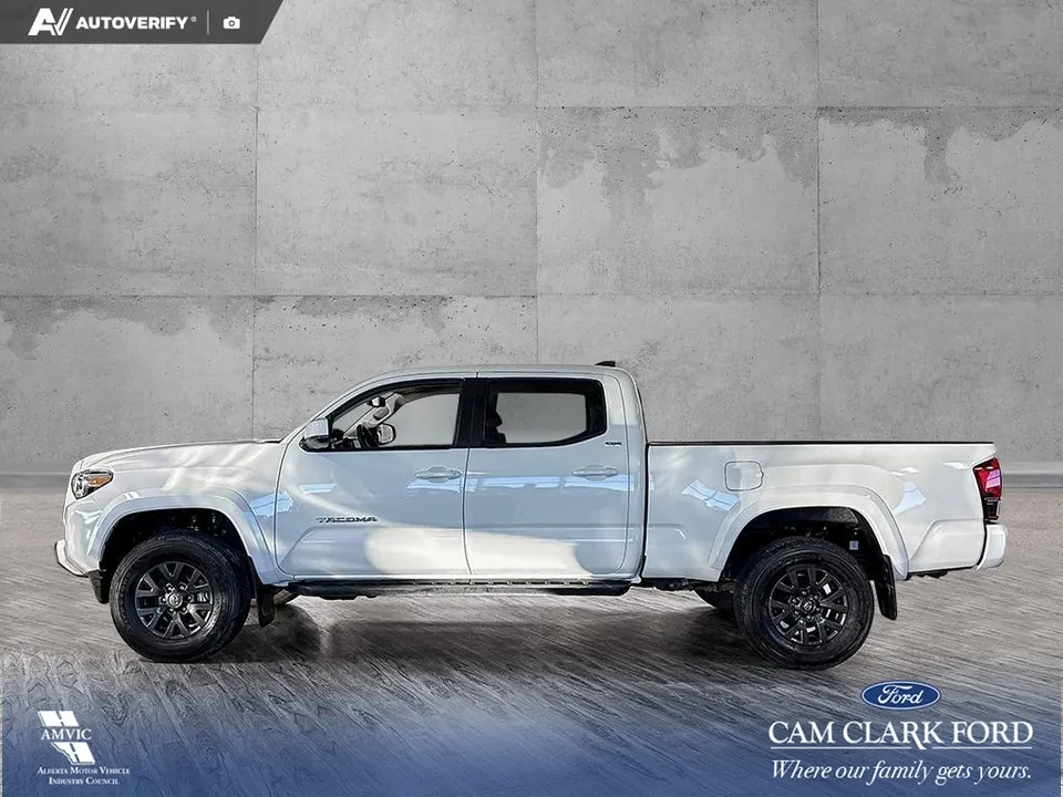 Toyota Tacoma 2023 photo 3
