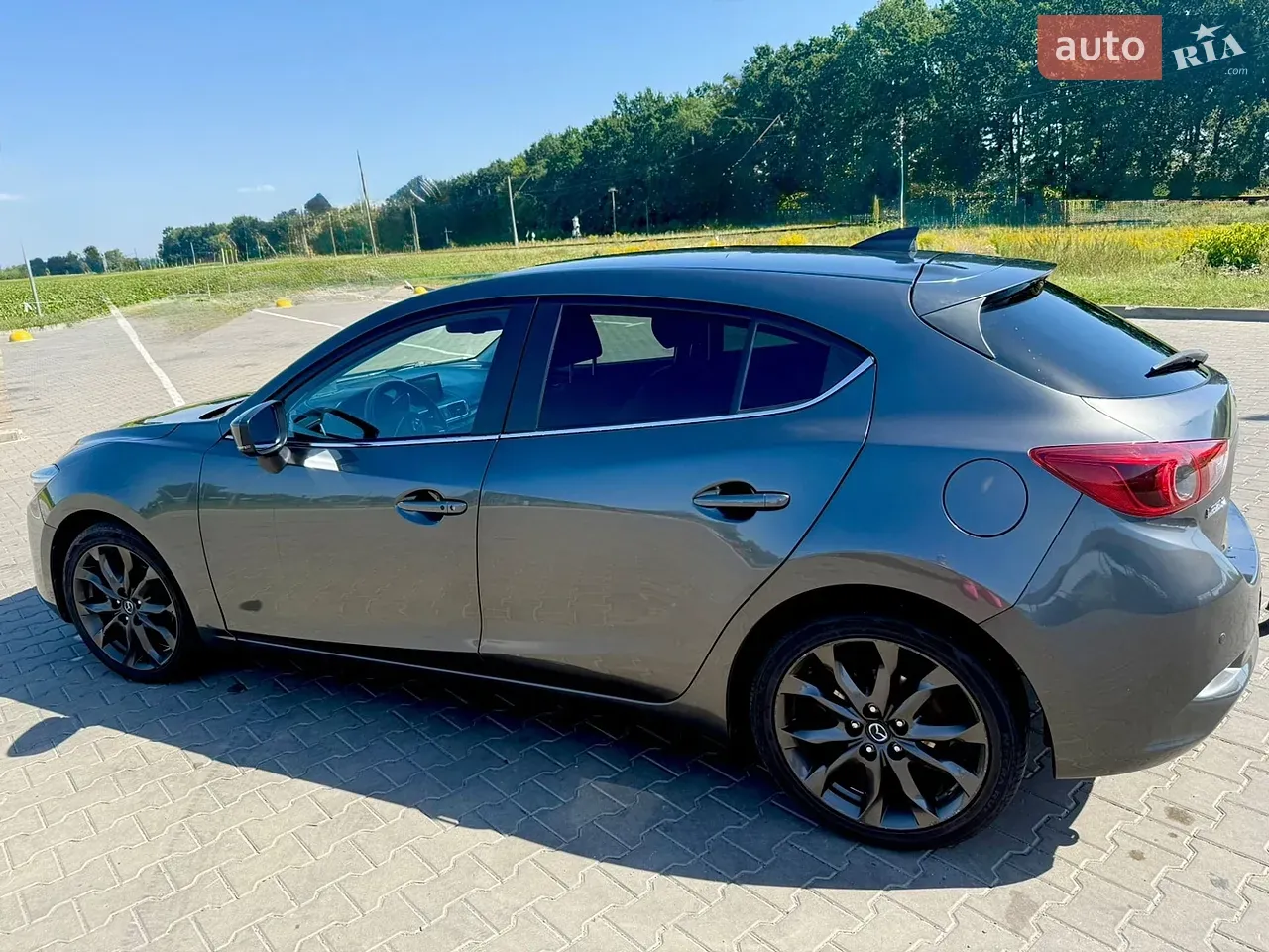 Mazda 3 2017 photo 4