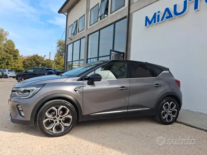 Renault Captur 2023 photo 4