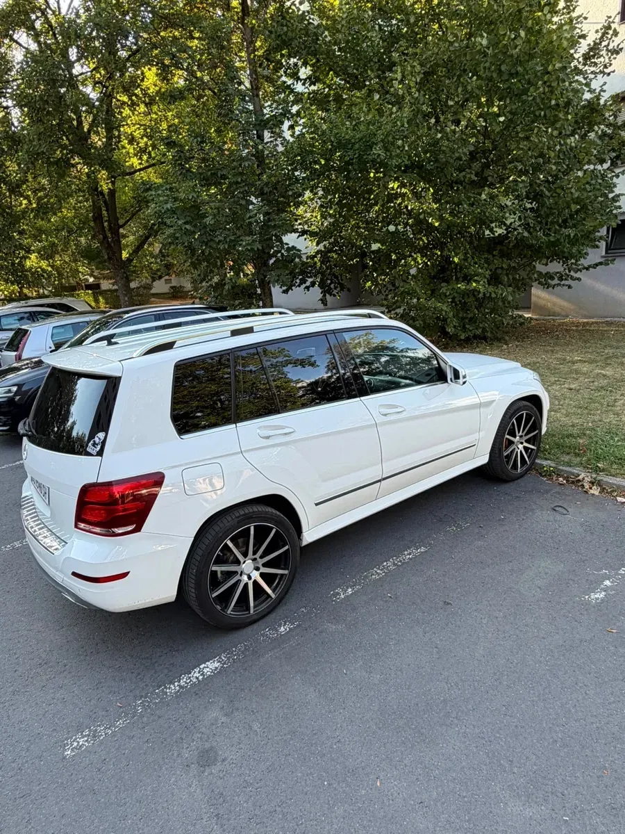 Mercedes-Benz Glk Class 2012 photo 3
