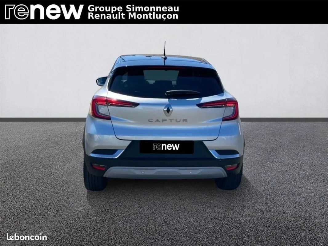 Renault Captur 2022 photo 4