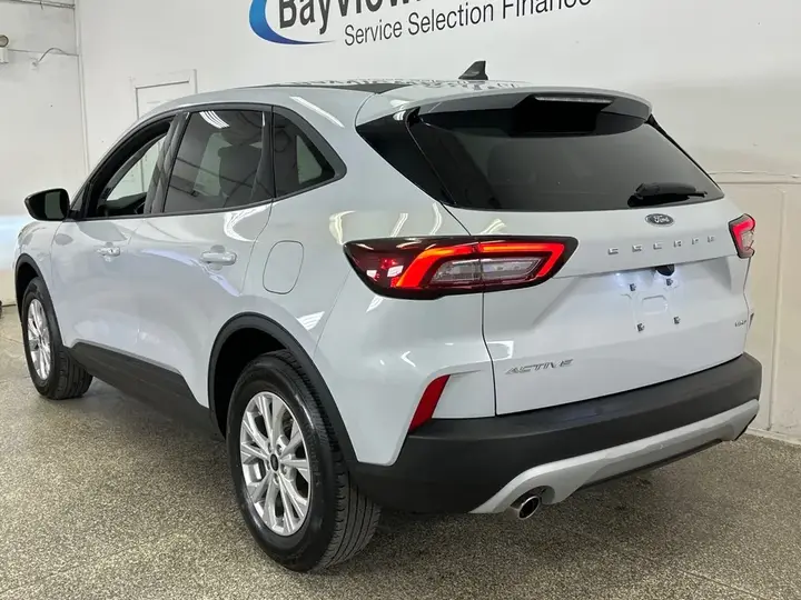 Ford Escape 2025 photo 5