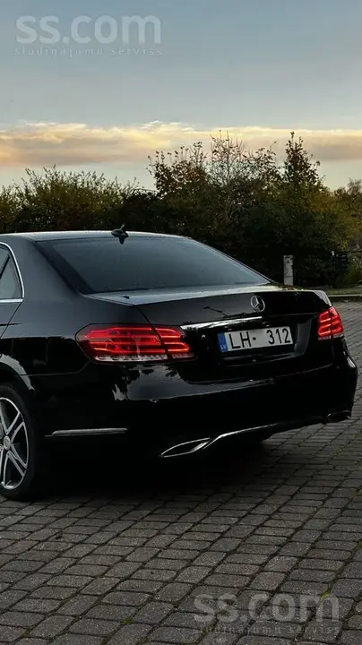 Mercedes-Benz E350 2013 photo 5