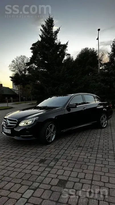 Mercedes-Benz E350