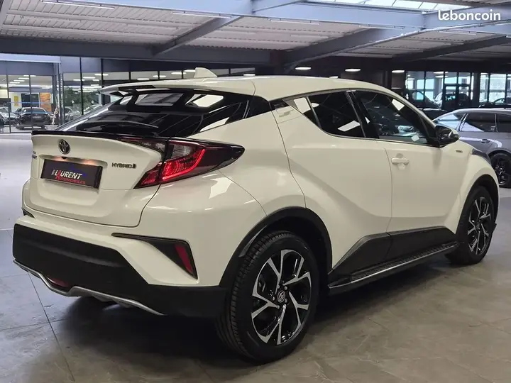 Toyota C-Hr 2020 photo 4