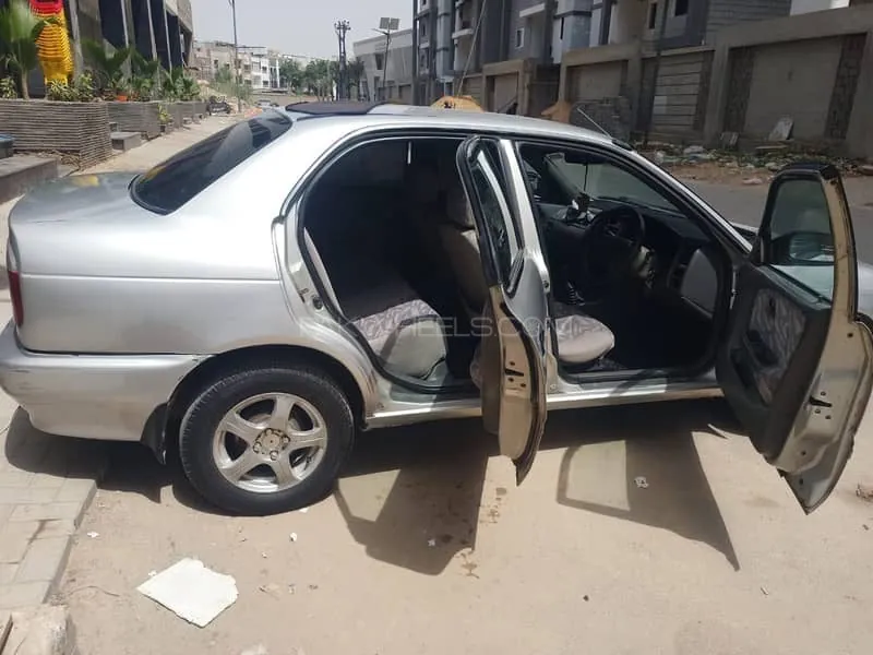 Suzuki Baleno