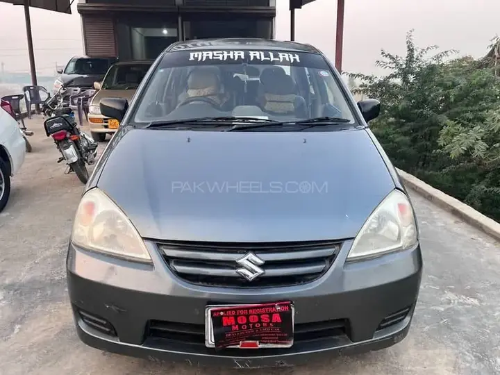Suzuki Liana