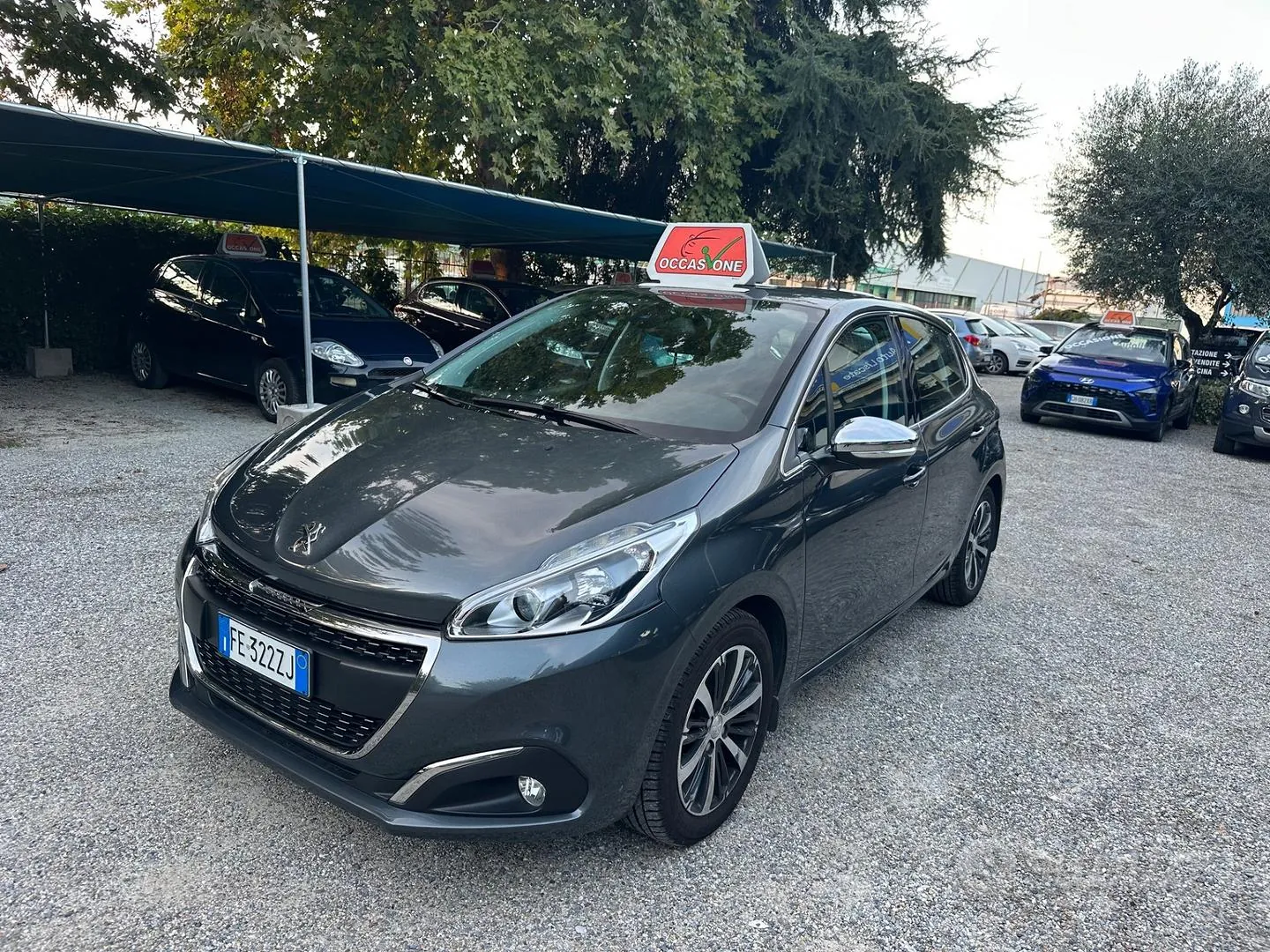 Peugeot 208 2016 photo 2