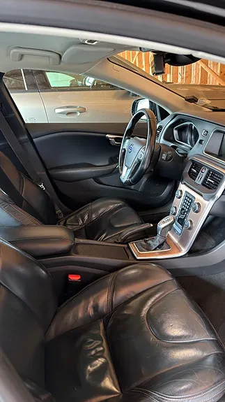 Volvo V40 Cross Country 2013 photo 5