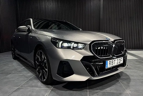 BMW 530E 2025 photo 4