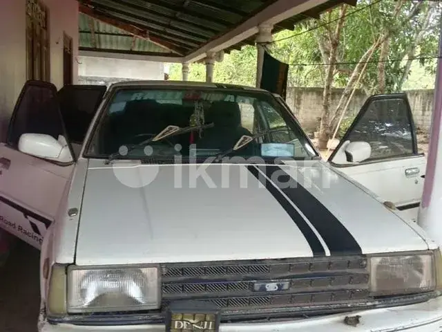 Nissan Sunny 1983 photo 2
