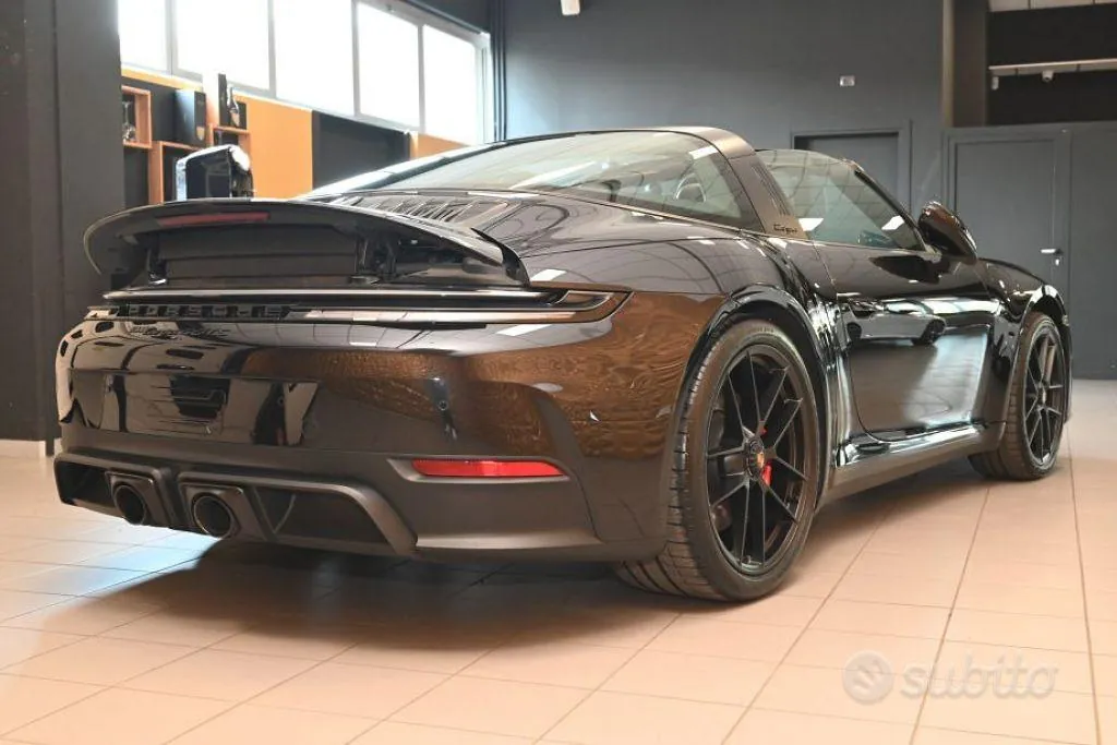 Porsche 911 Targa 2026 photo 4