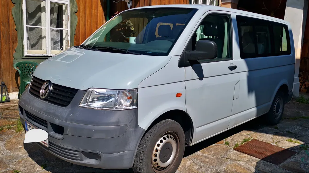 Volkswagen T5 2007 photo 2