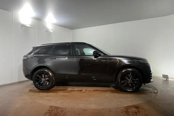 Land Rover Range Rover Velar 2026 photo 5