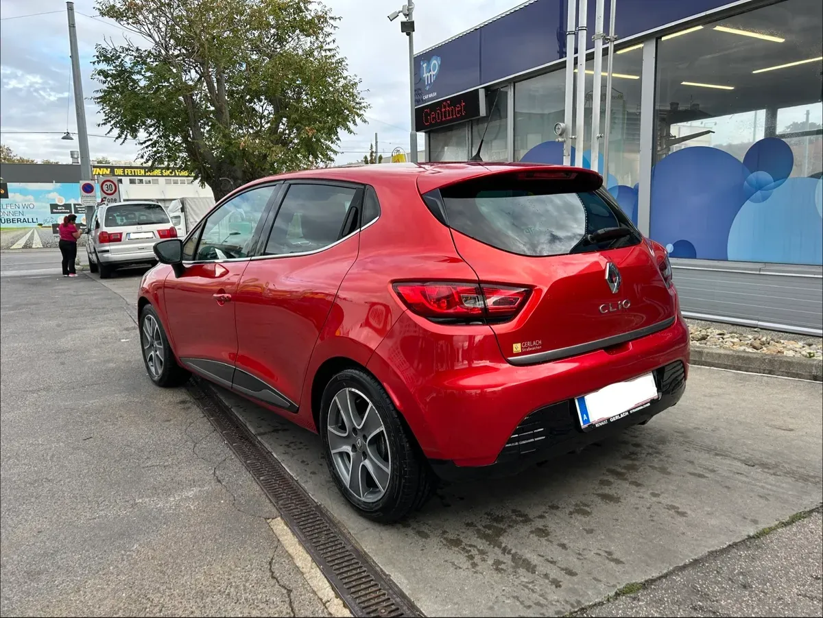 Renault Clio 2015 photo 2