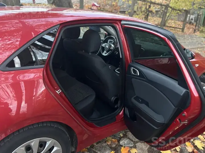 Kia Ceed 2019 photo 2