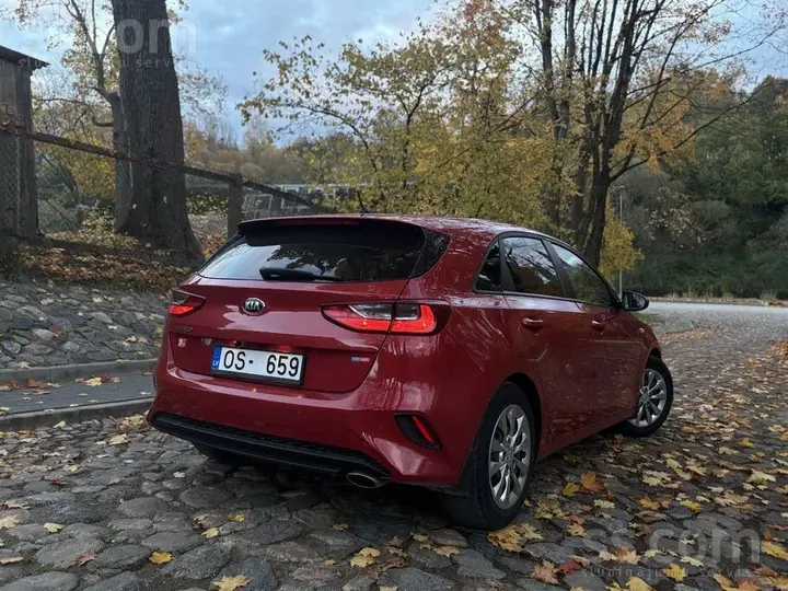 Kia Ceed 2019 photo 3