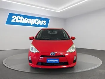 Toyota Aqua 2014 photo 3