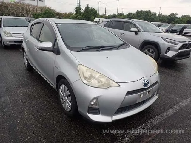 Toyota Aqua S