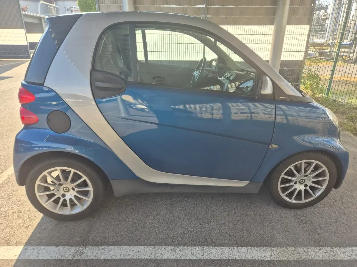 Smart Fortwo 2009 photo 2