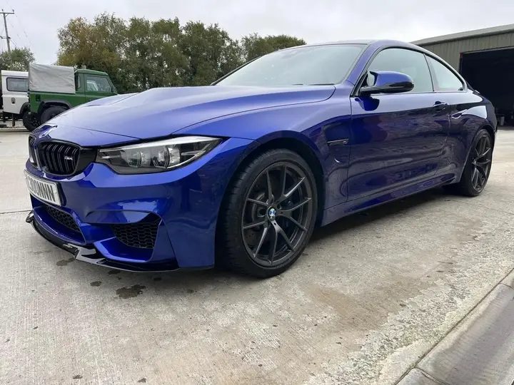BMW M4 2019 photo 2