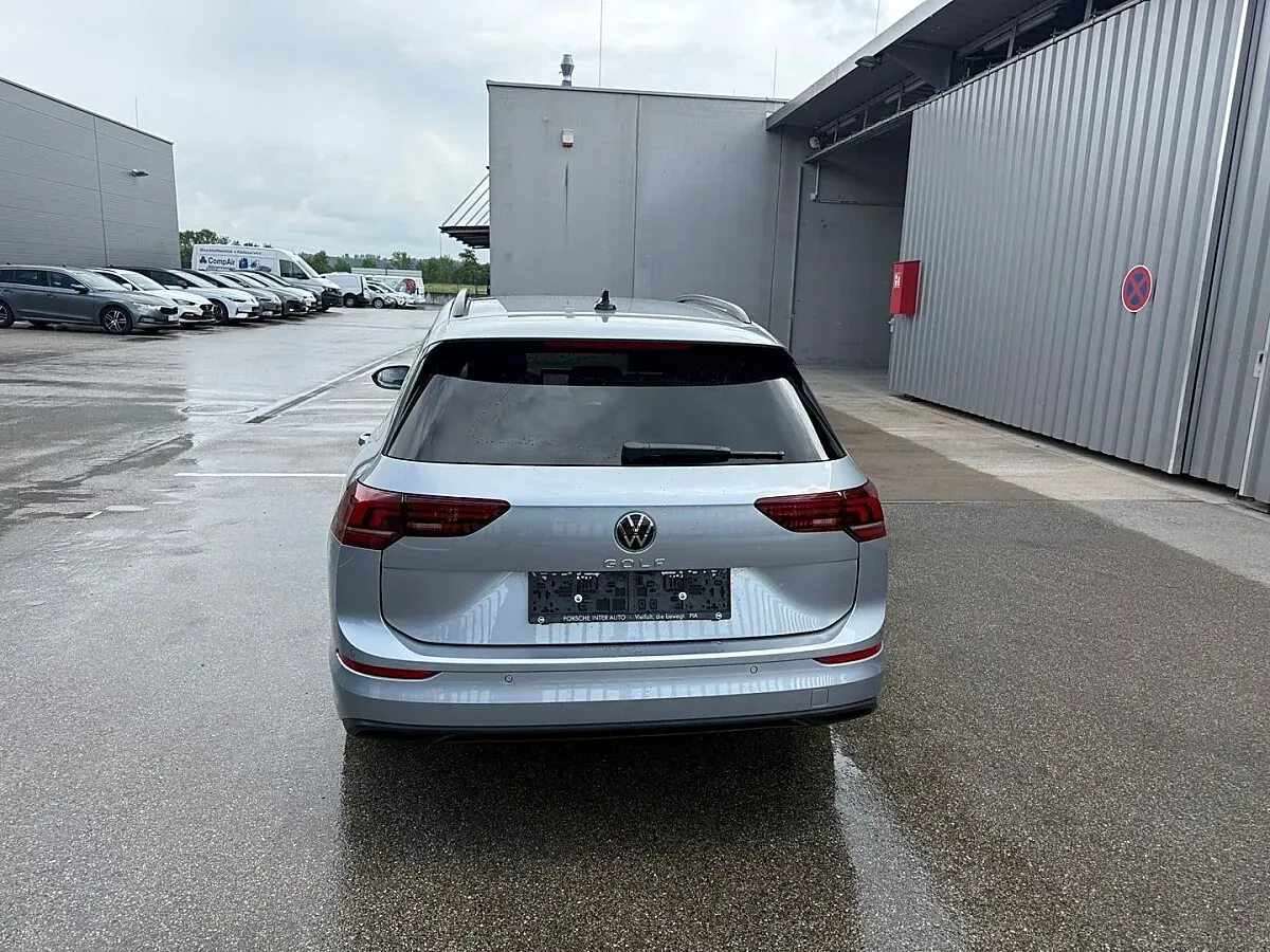 Volkswagen Golf 2026 photo 3
