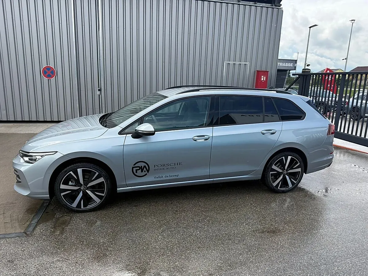 Volkswagen Golf 2026 photo 2