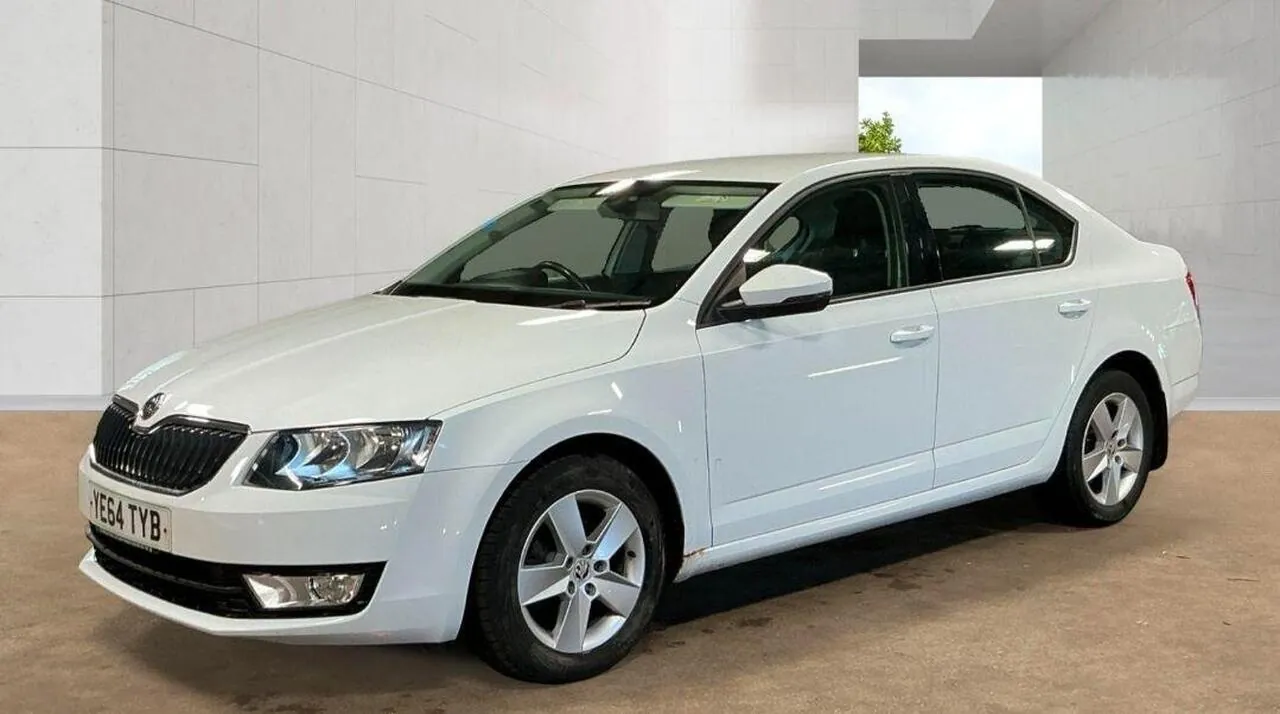 Skoda Octavia 2014 photo 2