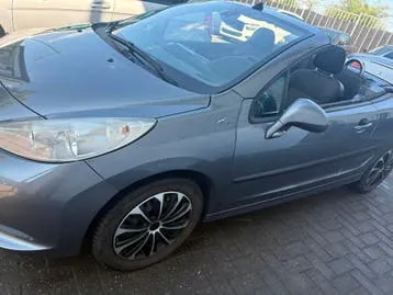 Peugeot 207 2008 photo 3
