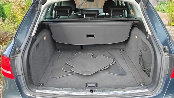 Audi A4 2011 photo 5