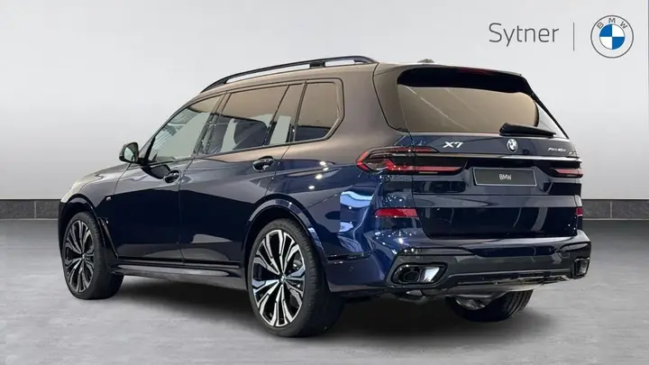 BMW X7 2026 photo 2