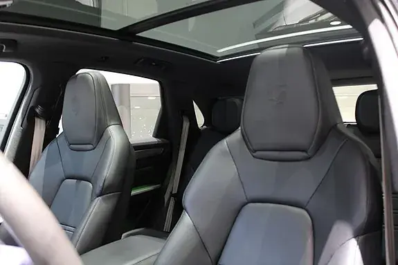 Porsche Cayenne 2023 photo 4