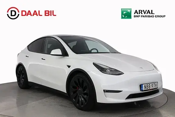 Tesla Model Y 2024 photo 3