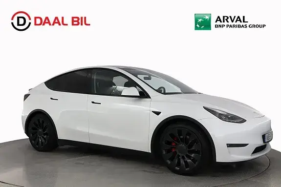 Tesla Model Y 2024 photo 4