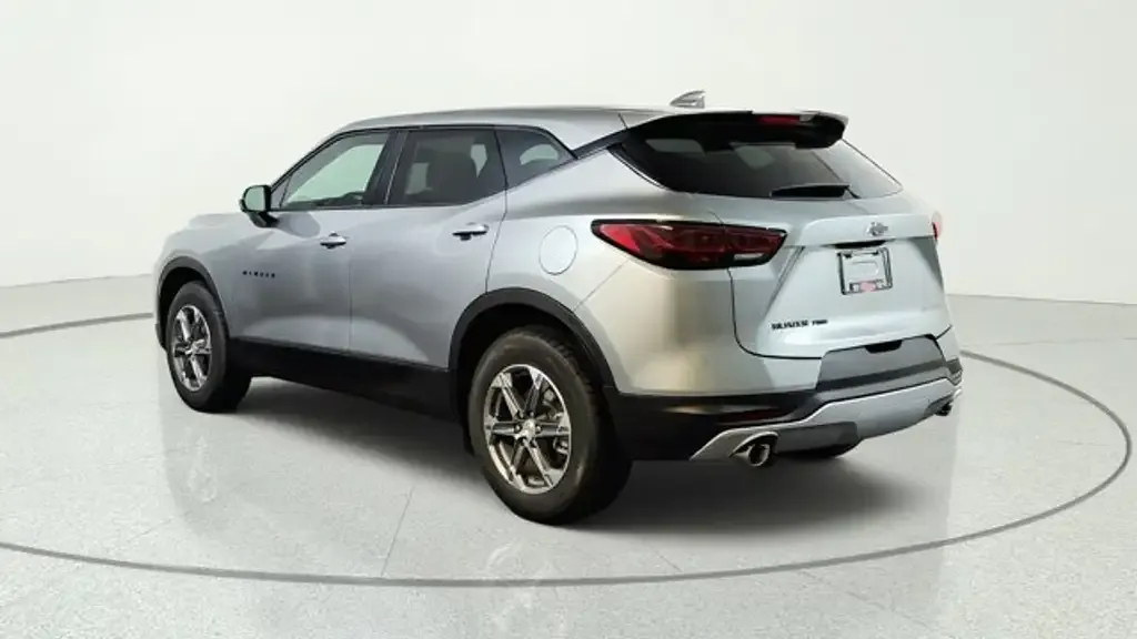 Chevrolet Blazer 2026 photo 4