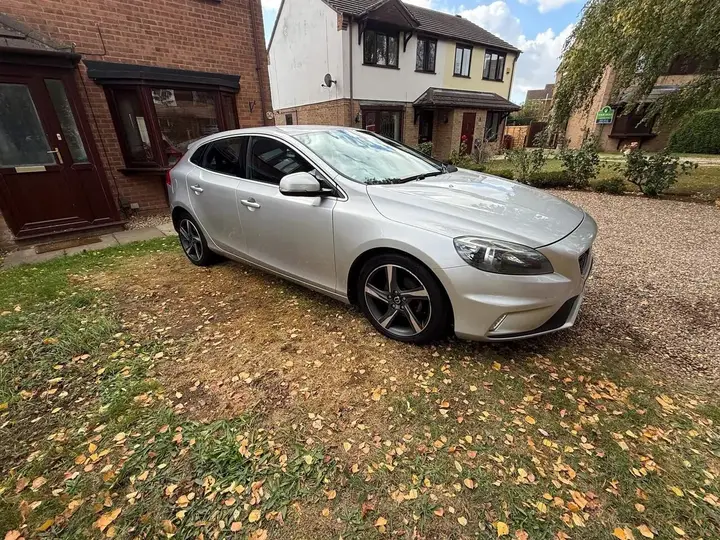 Volvo V40 2014 photo 3
