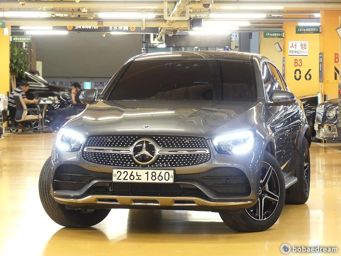 Mercedes-Benz Glc300