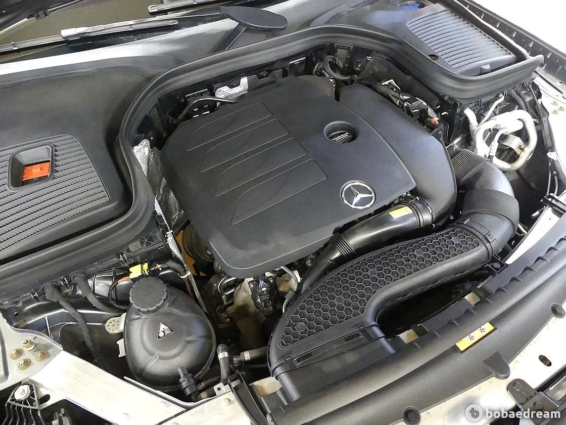 Mercedes-Benz Glc300 2023 photo 5