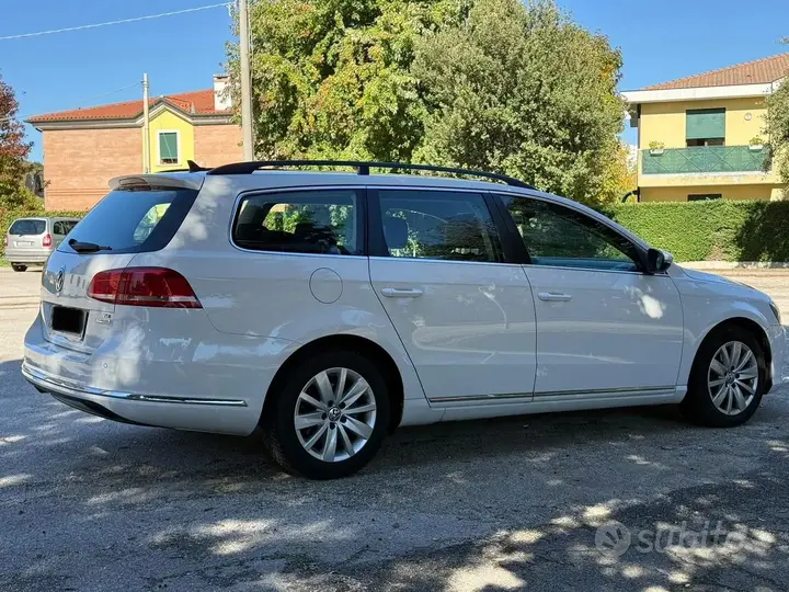 Volkswagen Passat 2014 photo 5