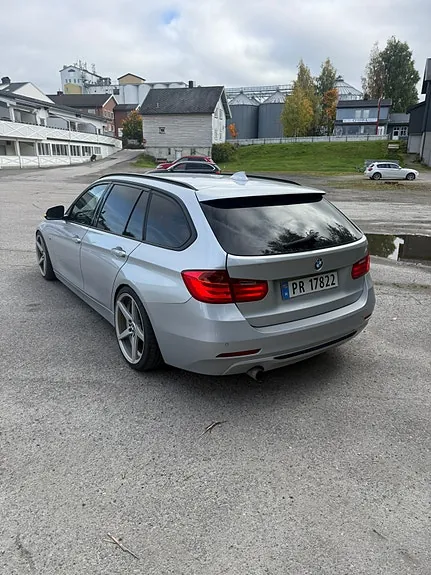 BMW 316D 2013 photo 3