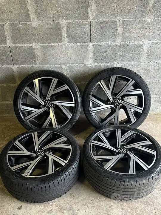 Volkswagen Golf 8 2020 photo 5