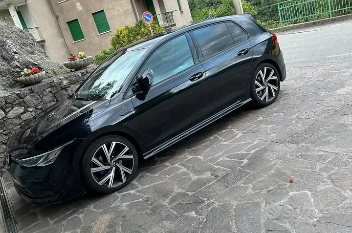 Volkswagen Golf 8