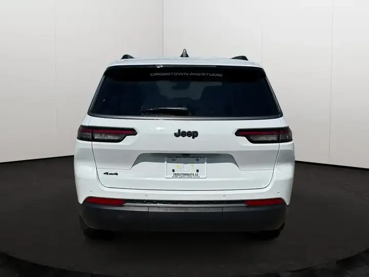 Jeep Grand Cherokee L 2026 photo 5