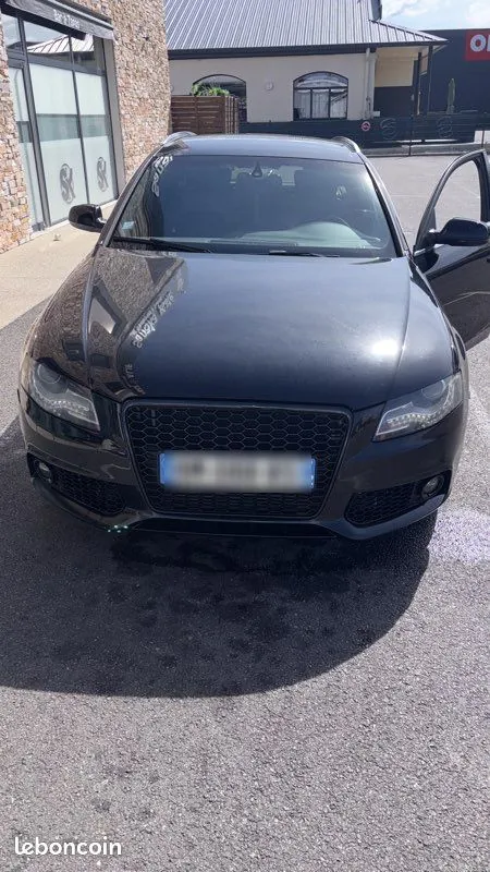 Audi A4 2011 photo 3