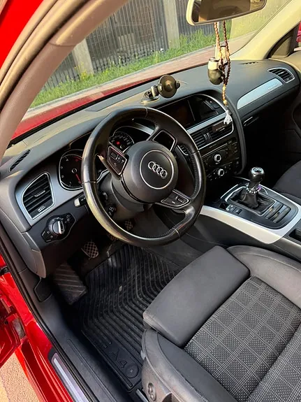 Audi A4 2013 photo 5