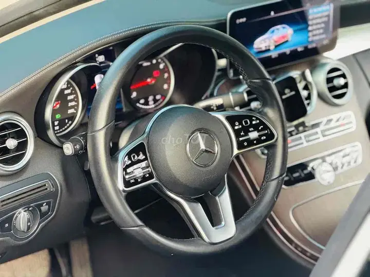 Mercedes-Benz C-Class 2020 photo 3