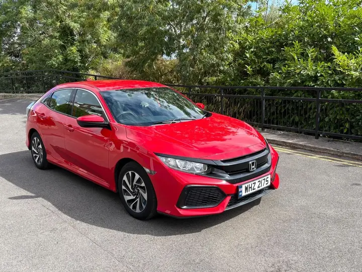 Honda Civic 2018 photo 3