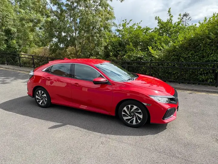Honda Civic 2018 photo 5