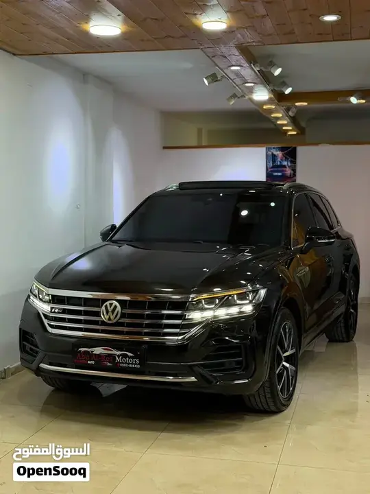 Volkswagen Touareg 2018 photo 2